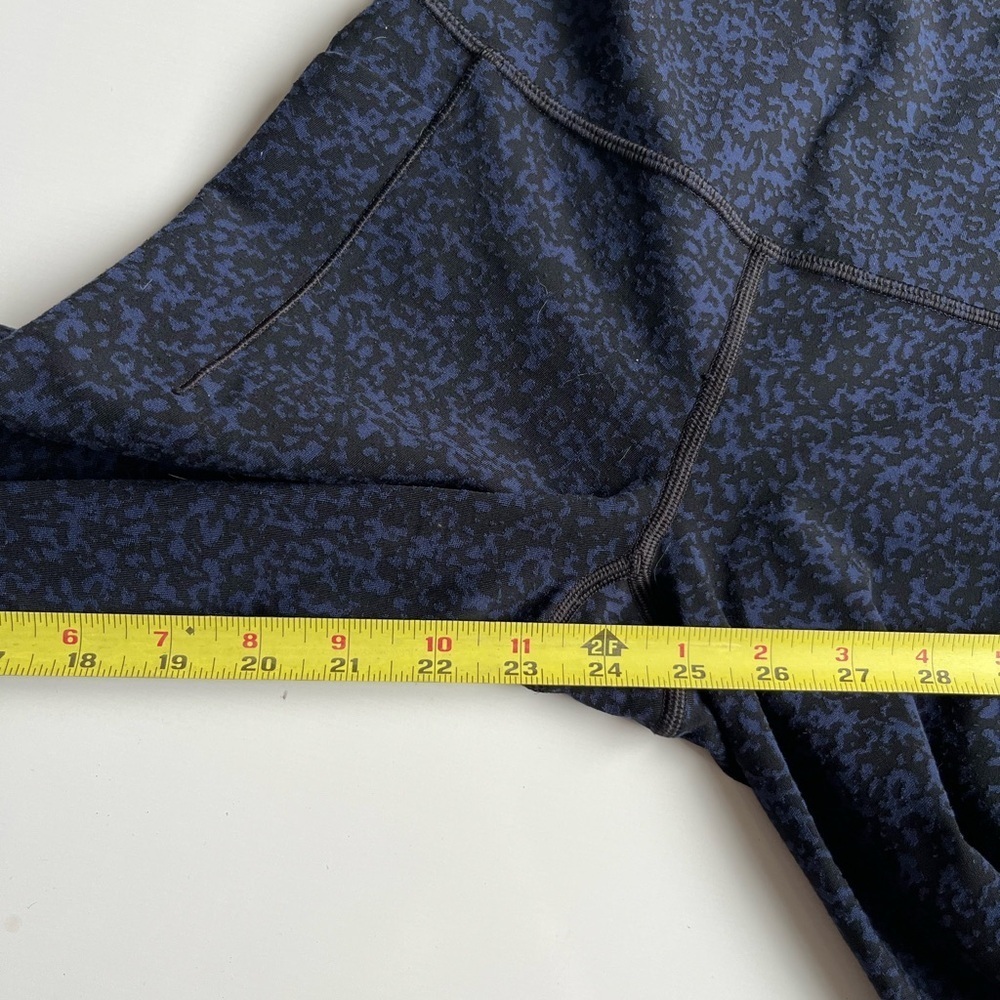 Athleta salutation stash pocket gravel tight - Picture 6 of 8